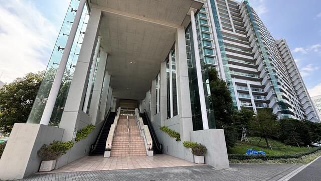 Wonder Bay City Sazan Front Wing 3SLDK Apartment in Funabashi - Thumbnail 3