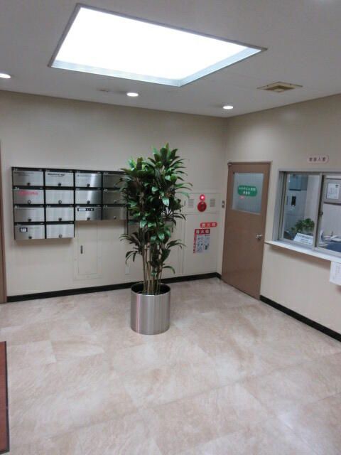 Office Space for Rent in Ikebukuro, Toshima-ku, Tokyo - 161.63 sqm - Thumbnail 3