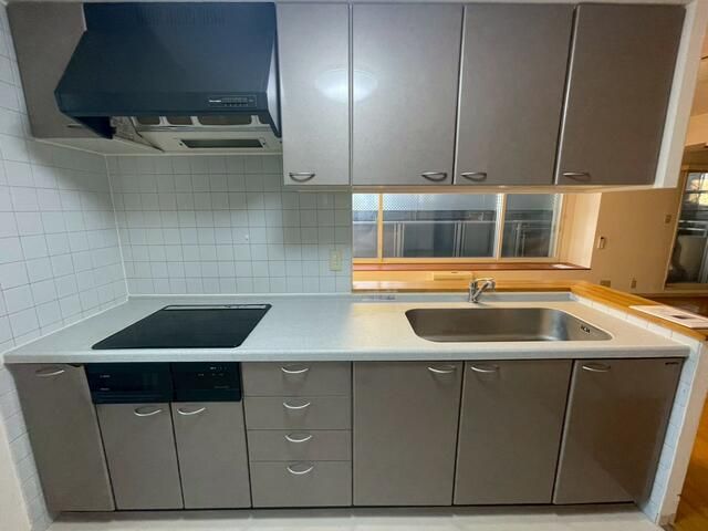 4LDK Apartment for Sale in Sapporo's Hibari gaoka Area - Thumbnail 3