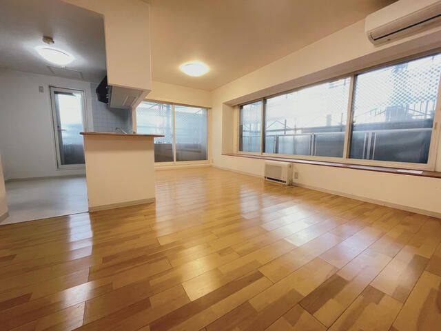 4LDK Apartment for Sale in Sapporo's Hibari gaoka Area - Thumbnail 2