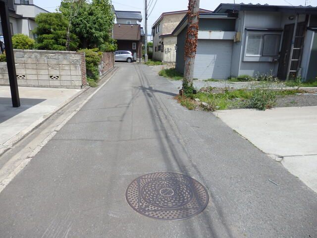 Modern 4LDK House in Aomori City with Parking - Thumbnail 2
