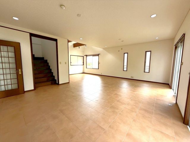 5SLDK Detached House for Sale in Chikushino, Fukuoka - Thumbnail 4