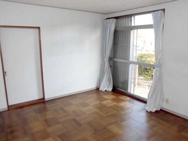 6LDK House for Rent in Narusedai, Machida, Tokyo - Thumbnail 2