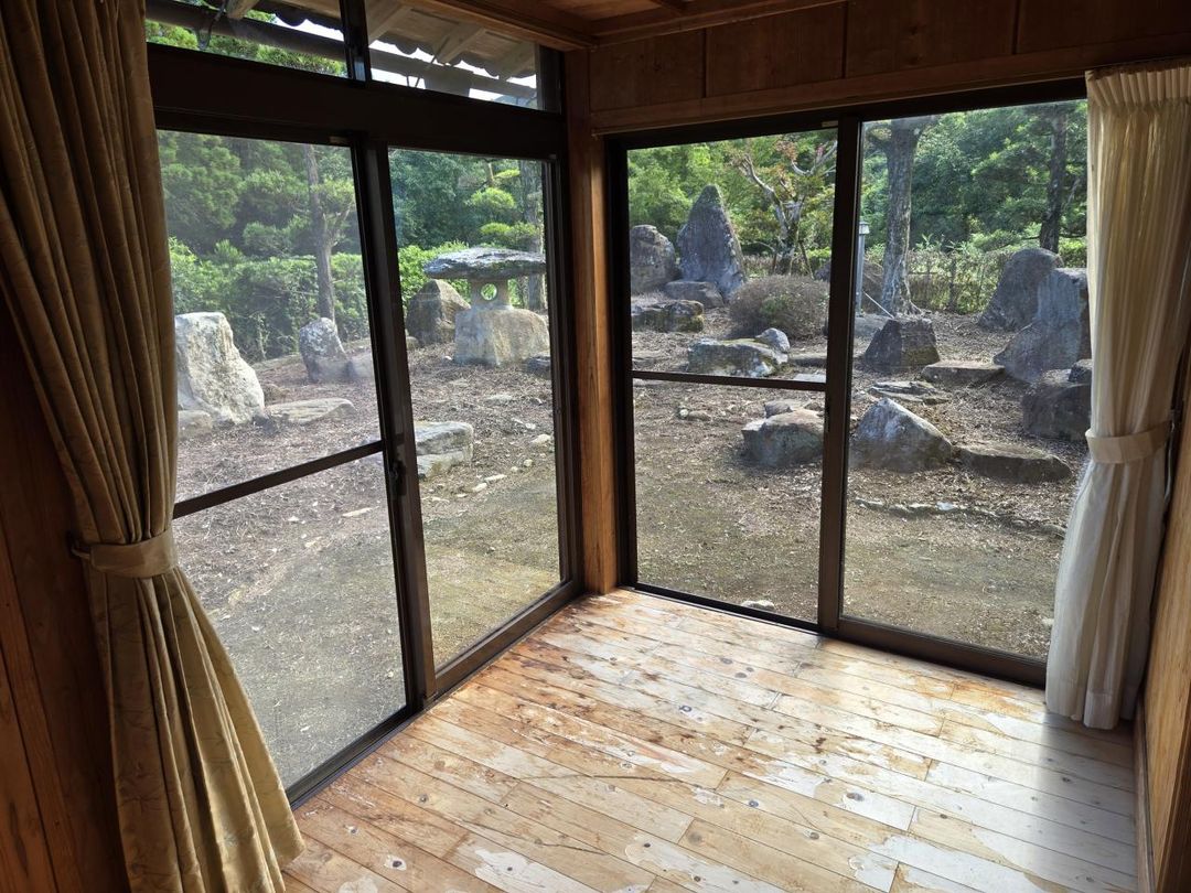 5DK Detached House with Large Garden in Minamisatsuma, Kagoshima - Thumbnail 4