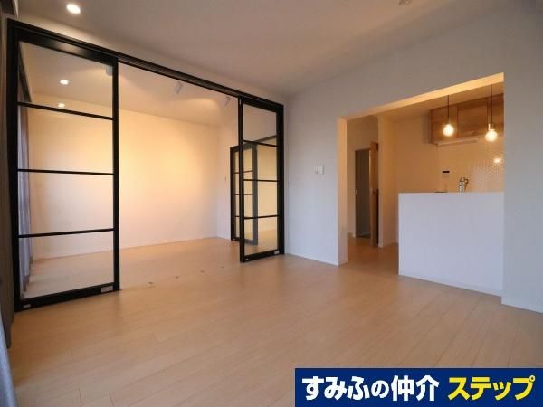 Kawaguchi Dai-1 Royal Co-op 2LDK Apartment for Sale - Thumbnail 3