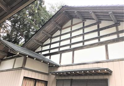 Old house with barn gate in mountain village near Taneyama Plateau: Villa Real Estate For Sale Hometown Information Center: Nationwide Country Living Property Data — Image 1, Oshu, Iwate