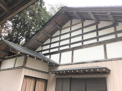 Old house with barn gate in mountain village near Taneyama Plateau: Villa Real Estate For Sale Hometown Information Center: Nationwide Country Living Property Data — Image 2, Oshu, Iwate