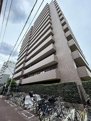 3LDK Apartment for Sale in Urawa-ku, Saitama City - Thumbnail 2