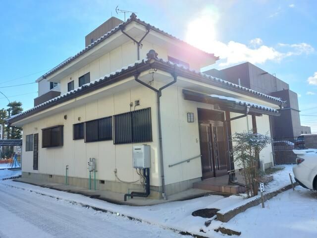 5DK House for Rent in Fukushima City near Fukushima Station - Thumbnail 2