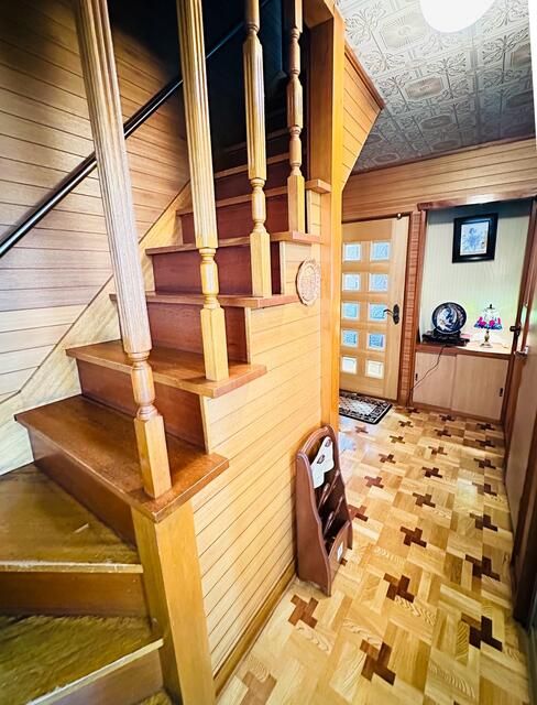 5LDK House for Sale in Sapporo's Nishi Ward with Garden & Basement - Image 22