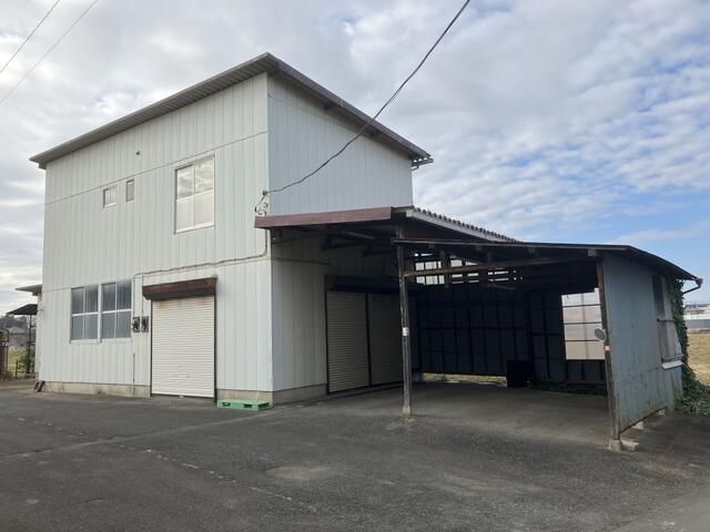 Warehouse for Rent in Saitama City, 147 sqm with Parking - Thumbnail 2