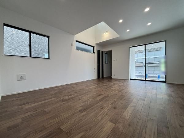 New 3LDK House in Hiroshima's Saeki Ward - 2025 Completion - Thumbnail 4