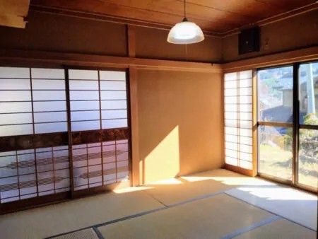 Traditional Japanese-Style Home in Hokuto City, Yamanashi - Thumbnail 2