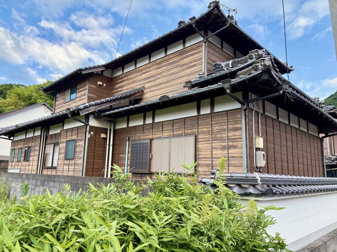 6DK Wooden House for Sale in Suo-Oshima, Yamaguchi - Thumbnail 2