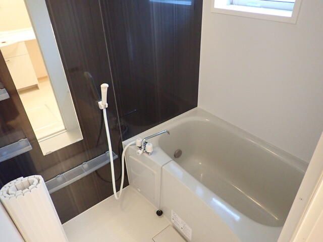 1LDK Apartment for Rent in Kawasaki City, Kanagawa - 40.3 sqm - Thumbnail 3
