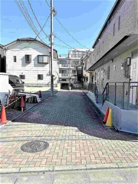 Land for Sale in Kodaira, Tokyo – 91 sqm Corner Plot - Thumbnail 2