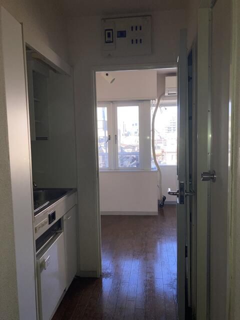 Compact 1DK Apartment for Sale near Utsunomiya Station - Thumbnail 4