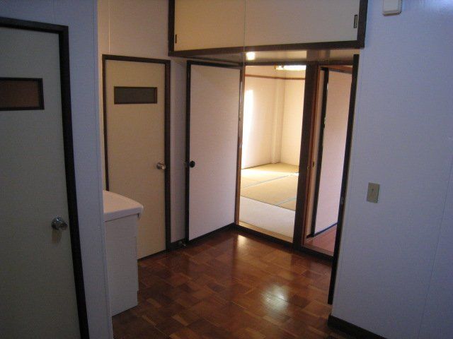 2DK Apartment for Rent in Koriyama, Fukushima – 39.74 sqm - Thumbnail 4