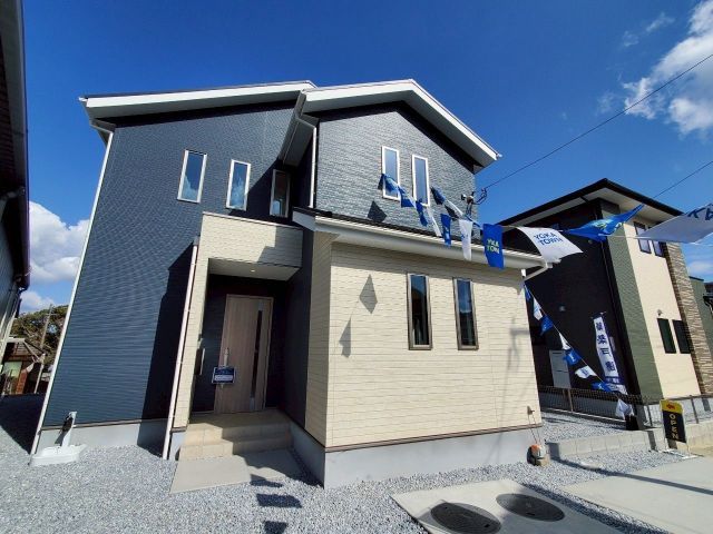 New 4LDK House in Iizuka, Fukuoka with 3 Parking Spaces - Image 7
