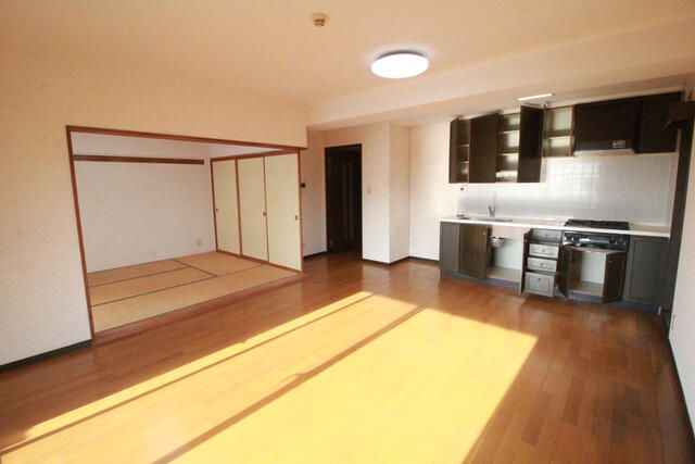 3LDK Condominium for Sale in Niigata City, Nishi Ward - Thumbnail 4