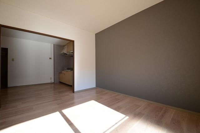 2LDK Apartment for Rent in Fukaya, Saitama - 56.85 sqm - Thumbnail 4