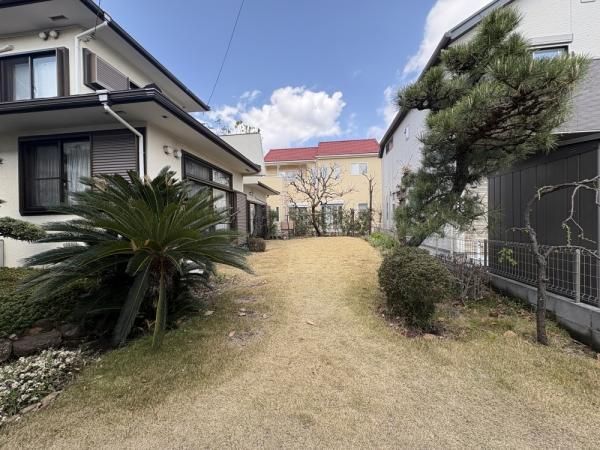 Land for Sale in Tsukimino, Yamato City, Kanagawa | 345.99 sqm - Thumbnail 3