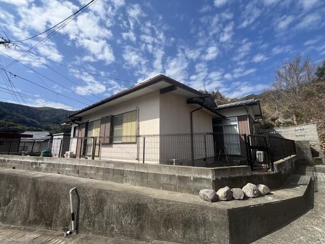 4DK House for Sale in Kumamoto City Nishi Ward with 221 sqm Land - Thumbnail 2