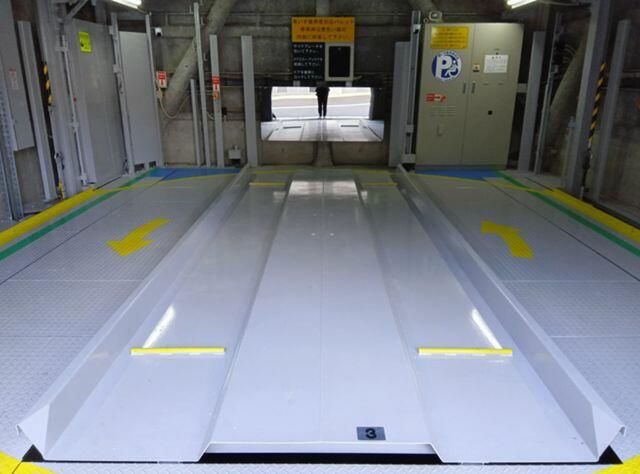 Rental Parking Space in Mihama Ward, Chiba City - Thumbnail 2