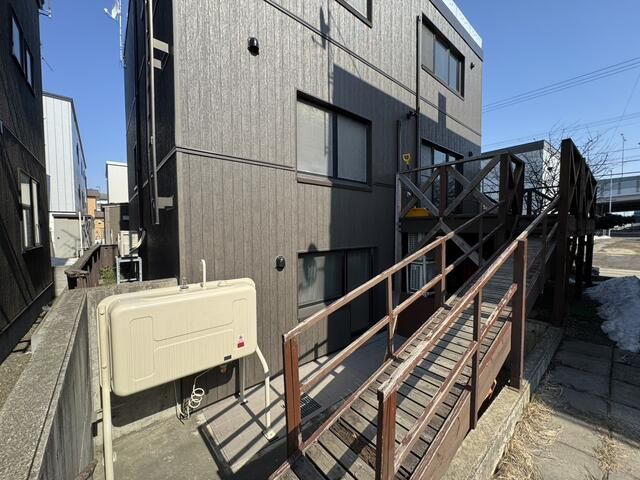 5SLDK Reinforced Concrete House in Shiroishi, Sapporo - Thumbnail 4
