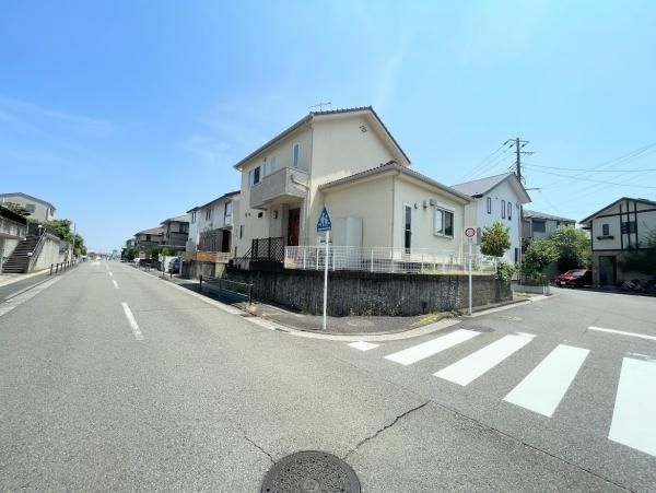 4LDK Detached House for Sale in Nagatsuta, Yokohama - Thumbnail 3