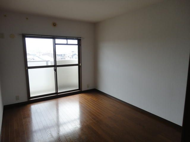 3DK Apartment for Rent in Odawara, Kanagawa - Thumbnail 3