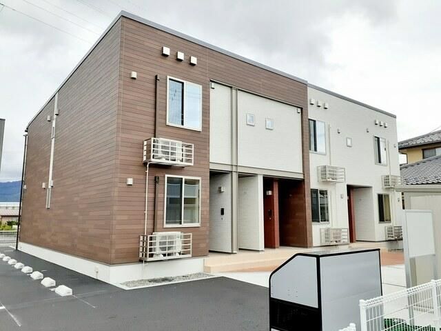 Ané Bright 1LDK Apartment for Rent in Nagano City - Image 1