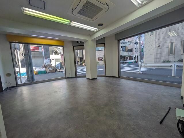 Commercial Space for Rent in Monzennakacho, Koto-ku, Tokyo - Thumbnail 4