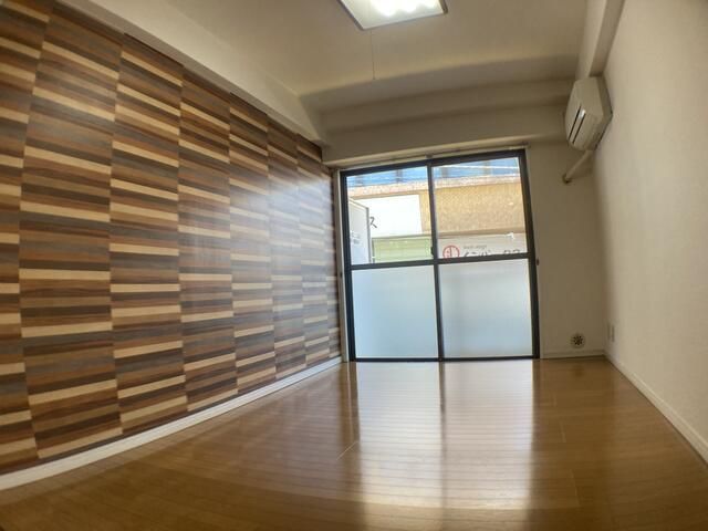 Studio Apartment for Sale in Toshima-ku, Tokyo - 15.5 sqm - Thumbnail 2