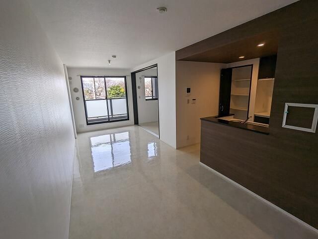 1SLDK Apartment for Rent in Ebina, Kanagawa - 51.99m² - Thumbnail 3