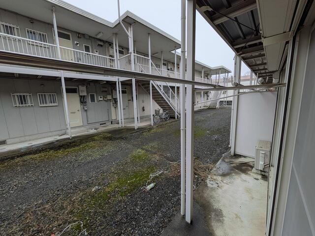 2DK Apartment for Rent in Nirasaki, Yamanashi - 5万 Yen - Thumbnail 2