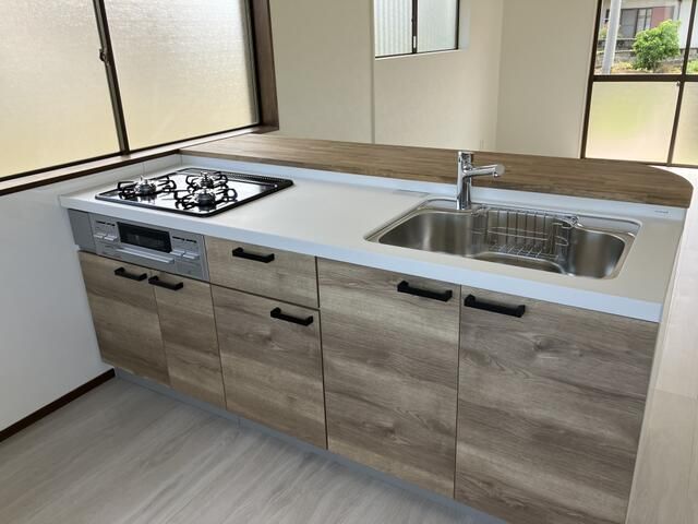 4LDK Detached House for Sale in Itano, Tokushima - Thumbnail 2