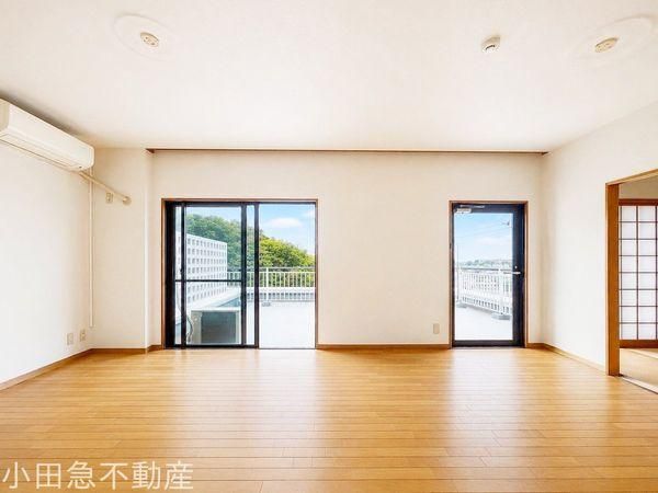 3LDK Apartment for Sale in Miyamae-ku, Kawasaki - Thumbnail 3