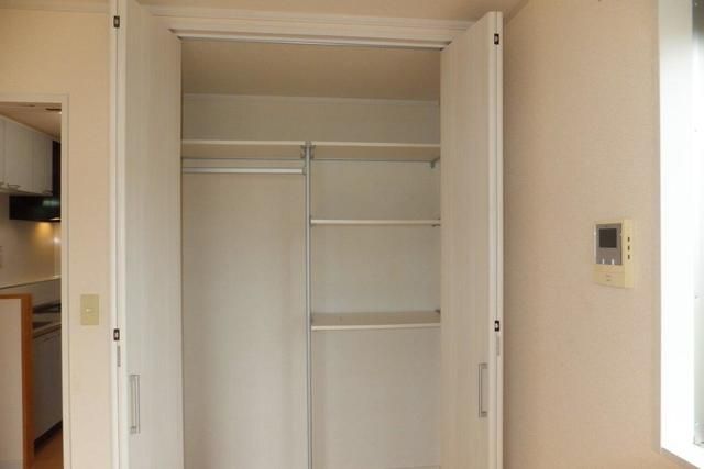 1R Apartment for Rent near Awa-Kamogawa Station, Kamogawa - Thumbnail 3
