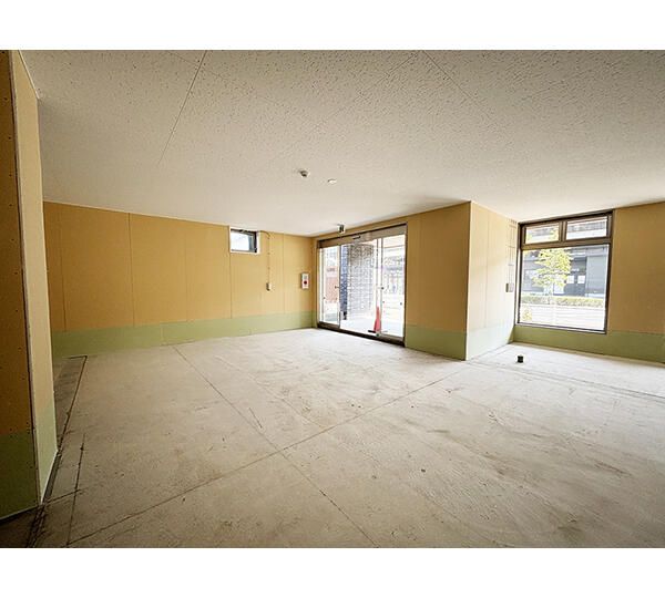 Commercial Space for Rent in Yumegaoka, Yokohama - 231.89 sqm - Thumbnail 3