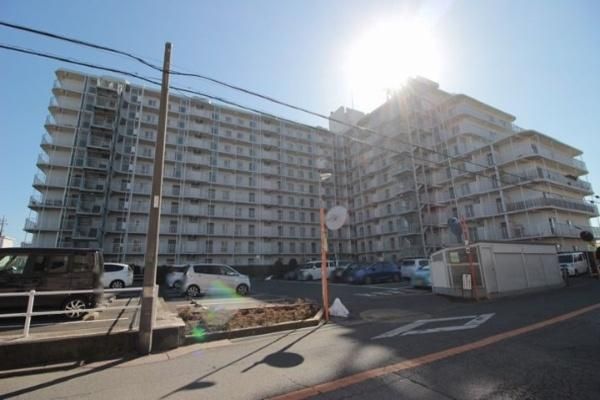 1LDK Apartment for Sale in Kashiwa, Chiba - 66.81m² - Thumbnail 4