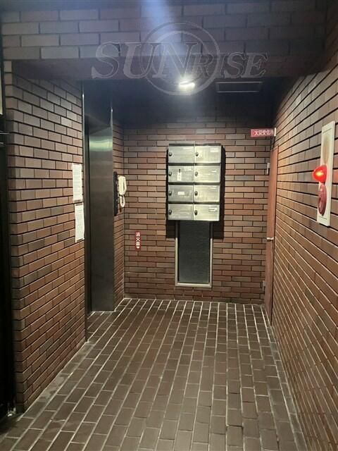 Office for Rent in Tsukamoto Building, Kanda Jimbocho, Tokyo - Thumbnail 2