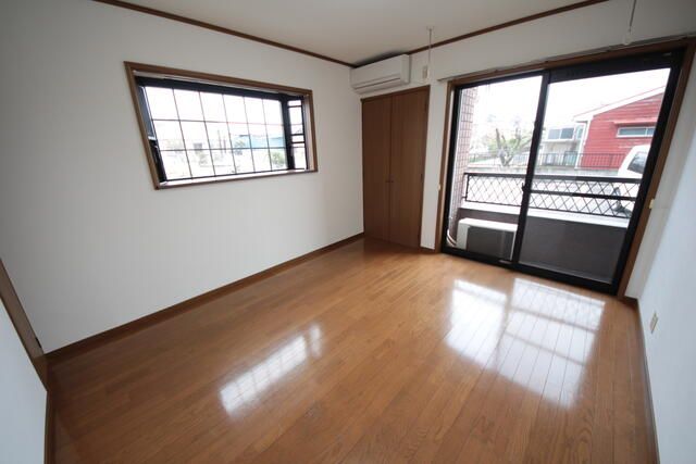 1K Apartment for Rent in Tamamura, Gunma - Shines III - Thumbnail 4