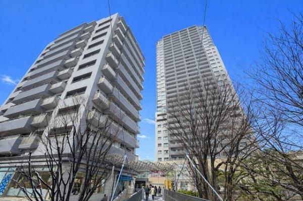 Daikanyama Address The Tower 1LDK Apartment for Sale in Tokyo - Thumbnail 2