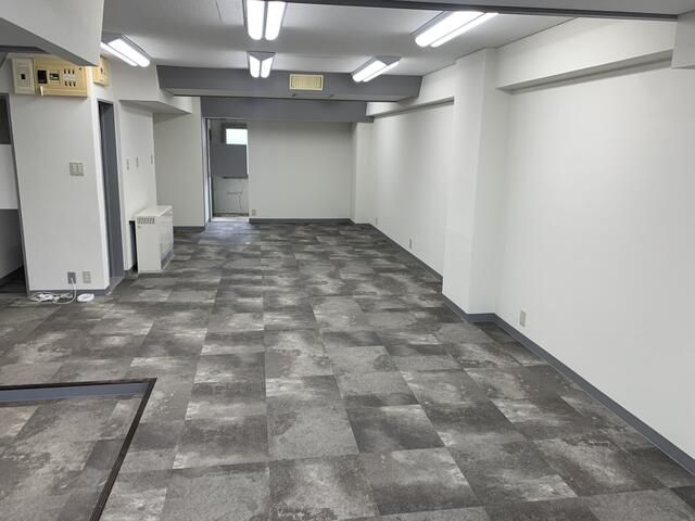 Commercial Office/Shop for Rent in Sapporo Kita-ku, 53.87 sqm - Thumbnail 2