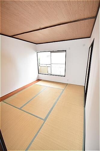 2LDK Townhouse for Rent in Chigasaki, Kanagawa - Thumbnail 4