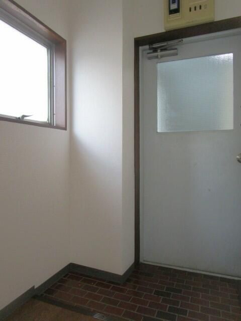 Pearl Plaza Building Shop/Office for Rent in Kunitachi, Tokyo - Thumbnail 2