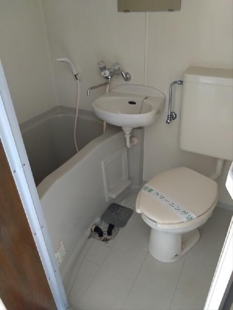 Apartment Building for Sale in Itabashi-ku, Tokyo - Thumbnail 4