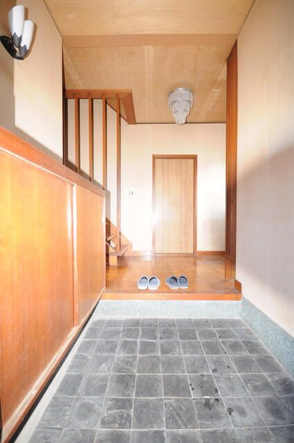 Pre-owned Detached House in Tama City, Tokyo - 6SDK 131m2 - Thumbnail 3