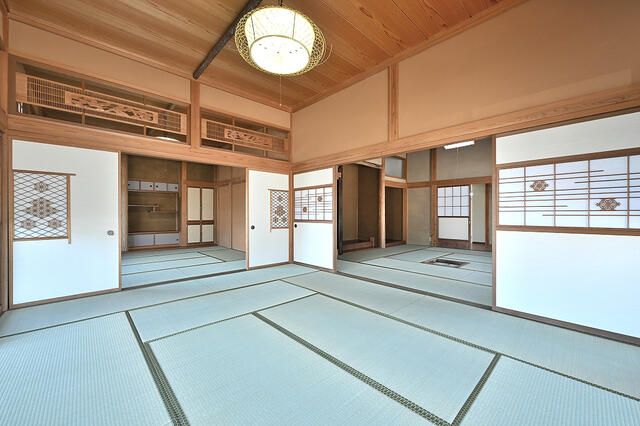 8LDK Traditional Irimoya-Style House in Murakami, Niigata - Image 1